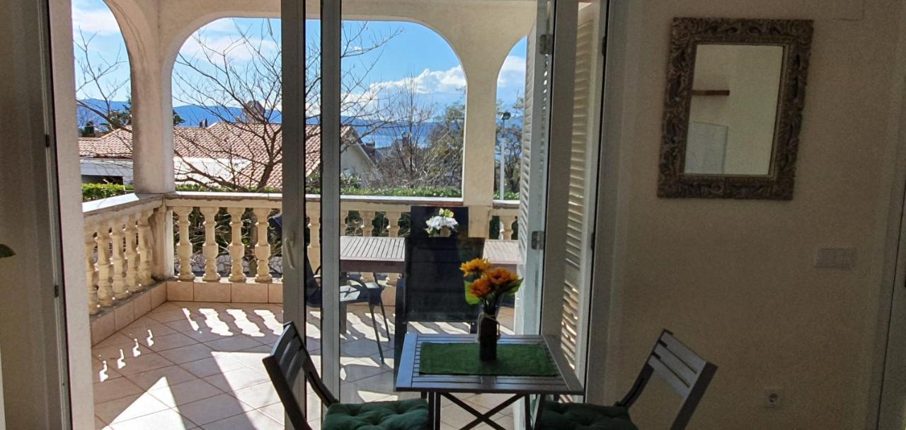 Apartments Ruzic ニヴィーチェ 部屋 写真