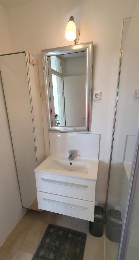 Apartments Ruzic ニヴィーチェ 部屋 写真